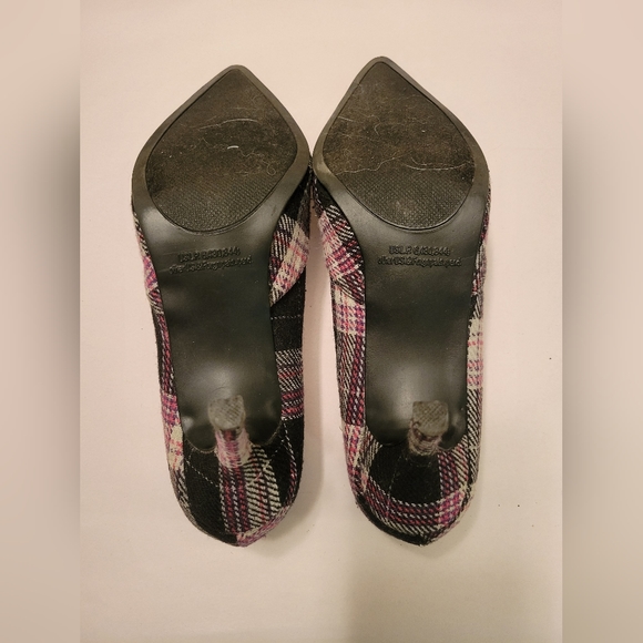 Rampage Pink Plaid Heels - Picture 6 of 8